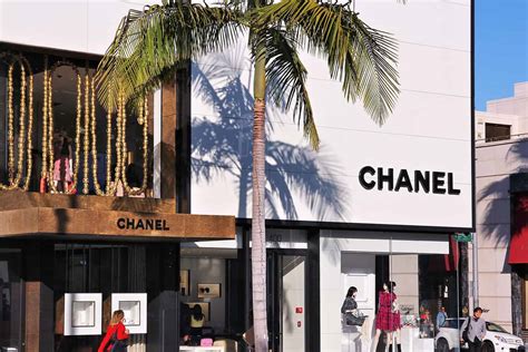 Chanel store closures